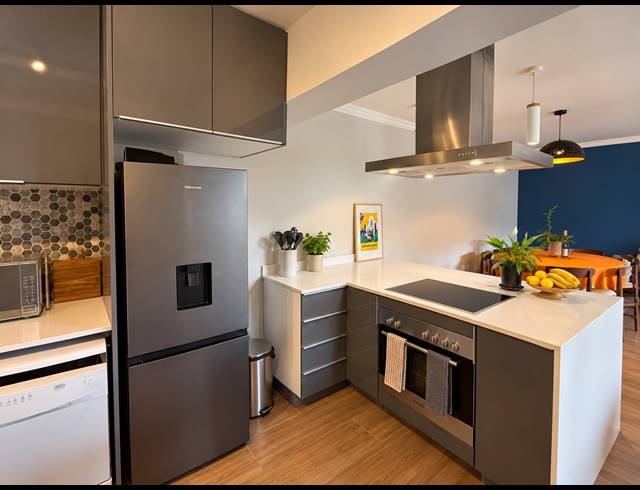 2 BEDROOM APARTMENT FOR SALE IN NORTHCLIFF
